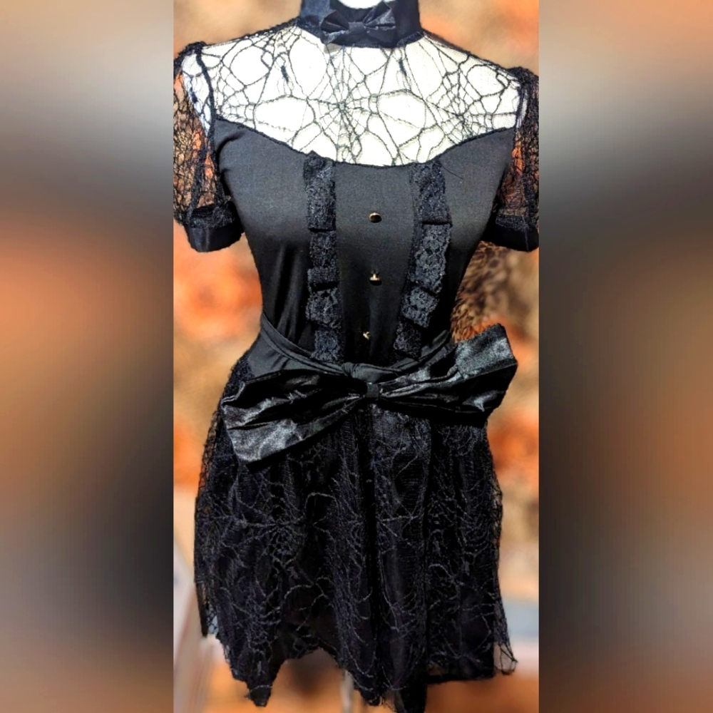 Sexy Black Witch Costume. Great Condition .OS - Picture 4 of 6
